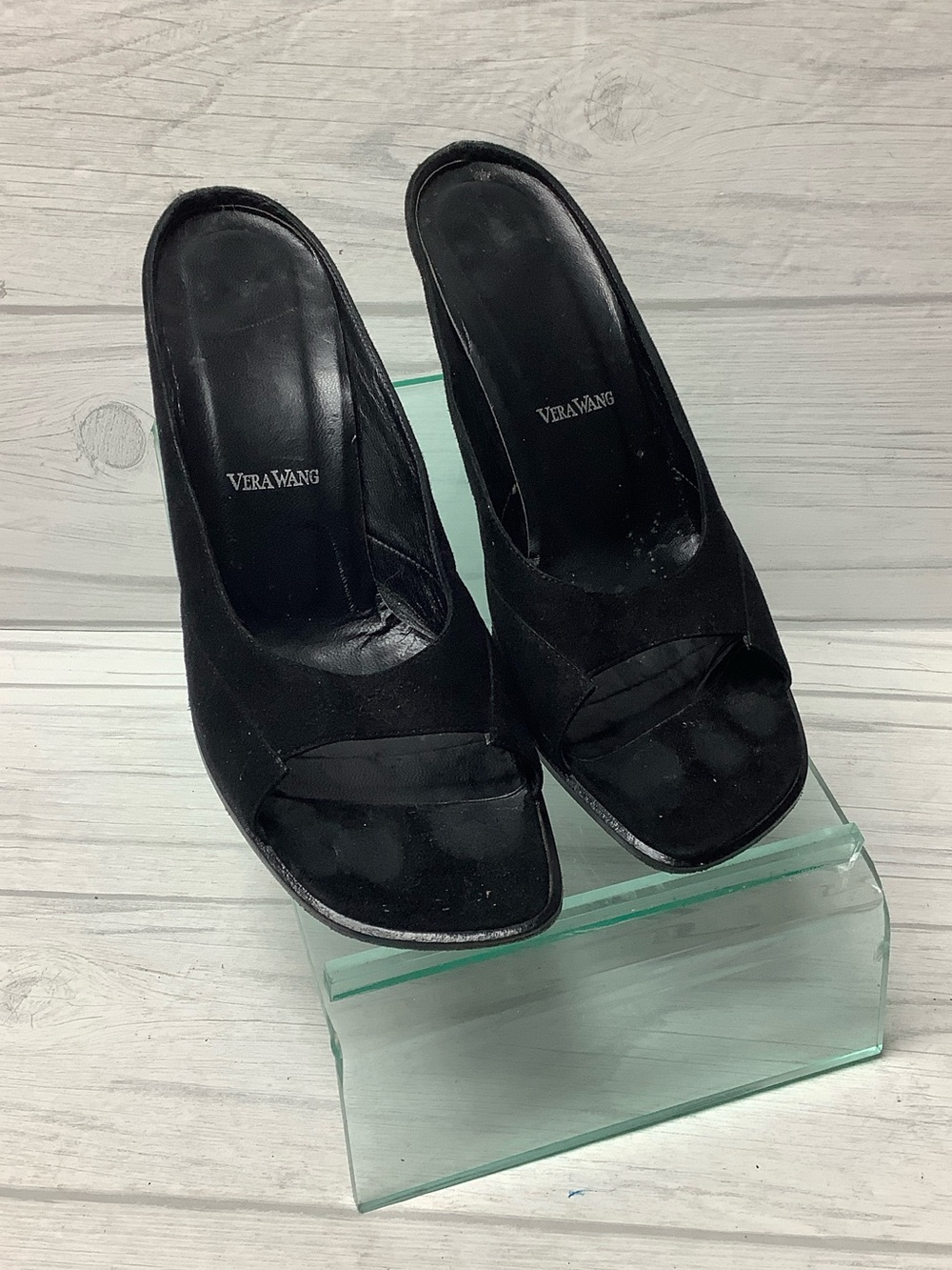 Vera Wang  Mule Heels